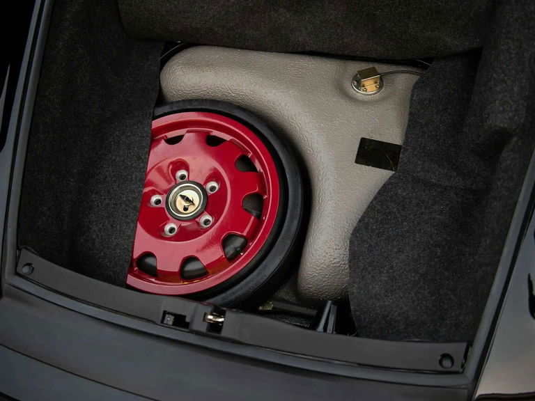 Porsche 911 Carrera 3.2 Speedster