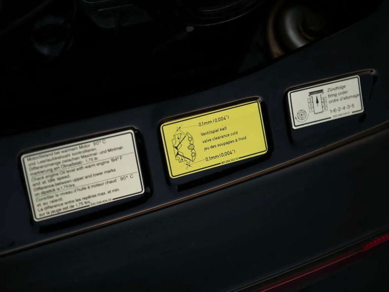 Porsche 911 Carrera 3.2 Speedster