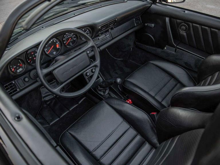 Porsche 911 Carrera 3.2 Speedster