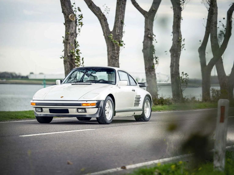 Porsche 911 Turbo Flachbau