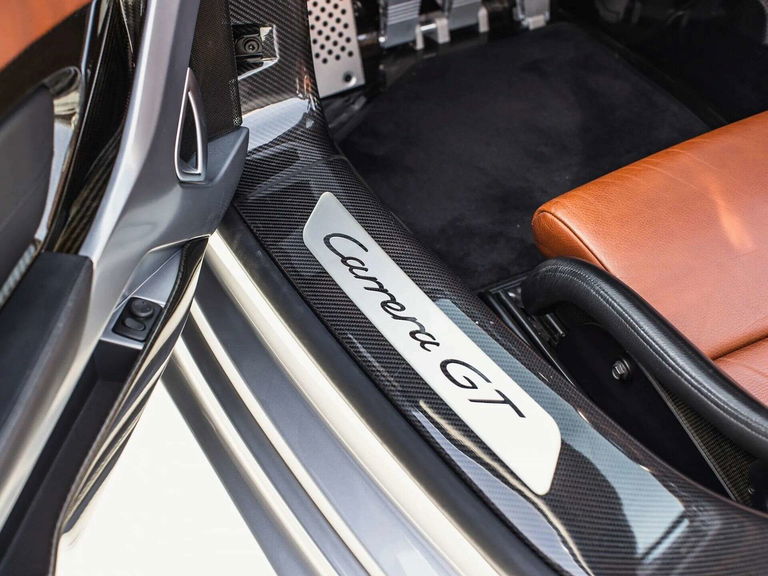 Porsche Carrera GT