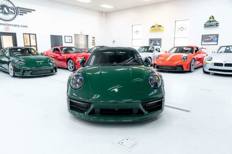 Porsche 992 Carrera GTS