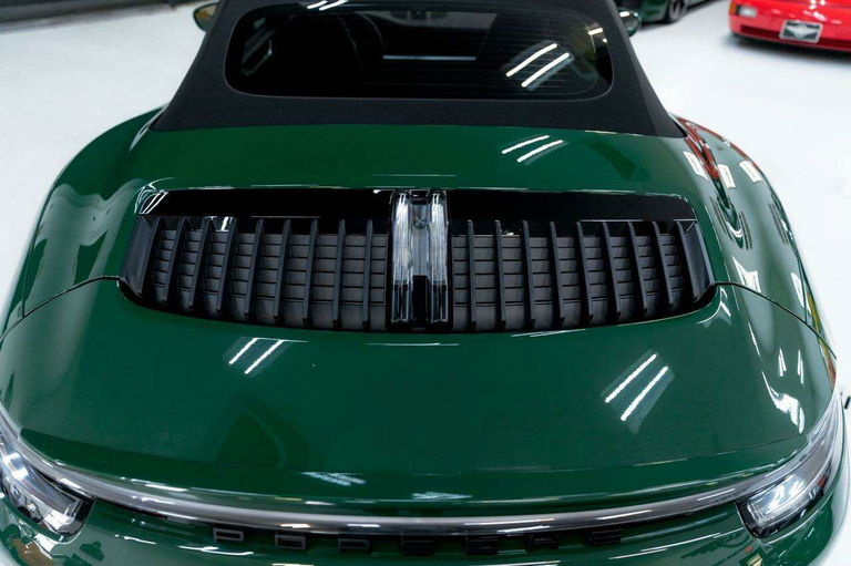 Porsche 992 Carrera GTS