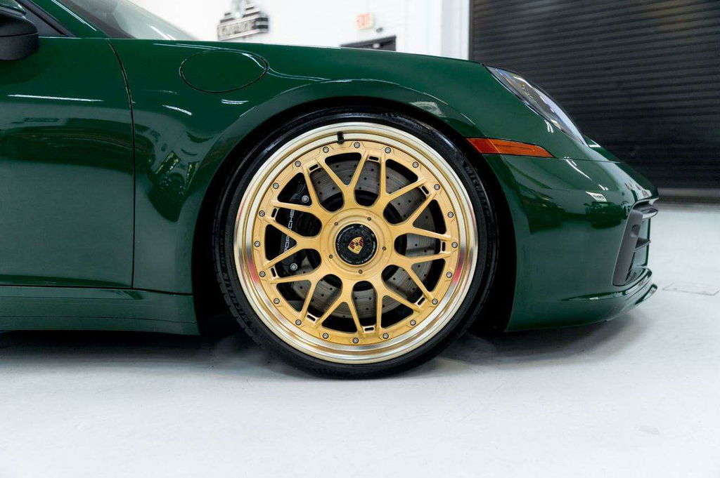 Porsche 992 Carrera GTS