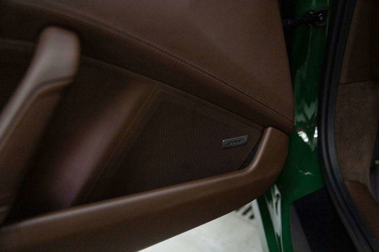 Porsche 992 Carrera GTS