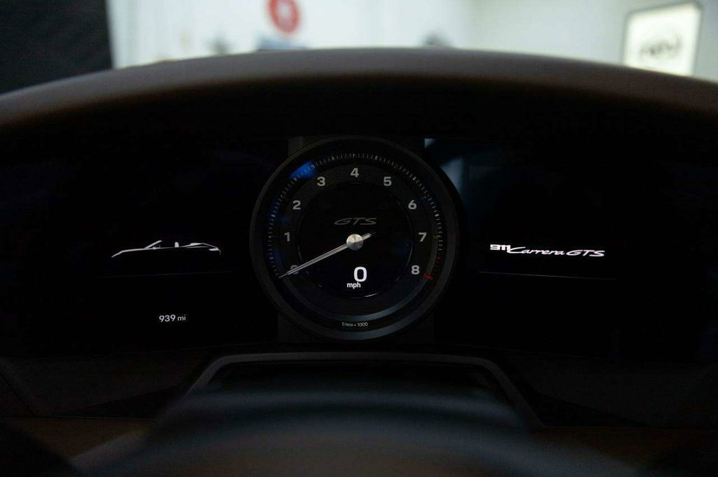 Porsche 992 Carrera GTS