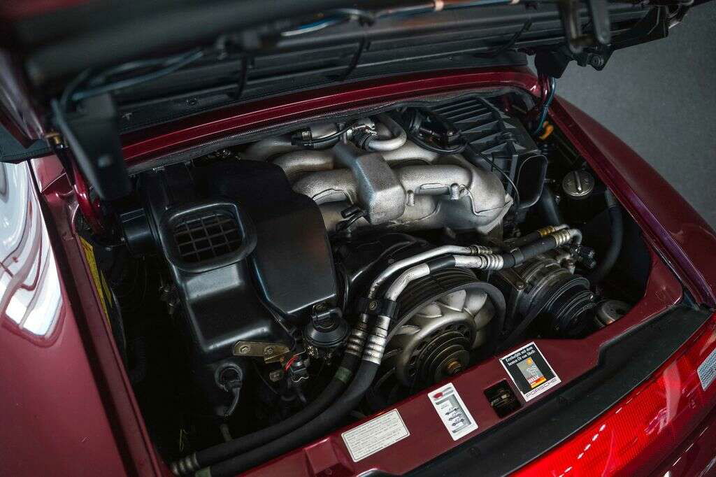 Porsche 993 Carrera 4