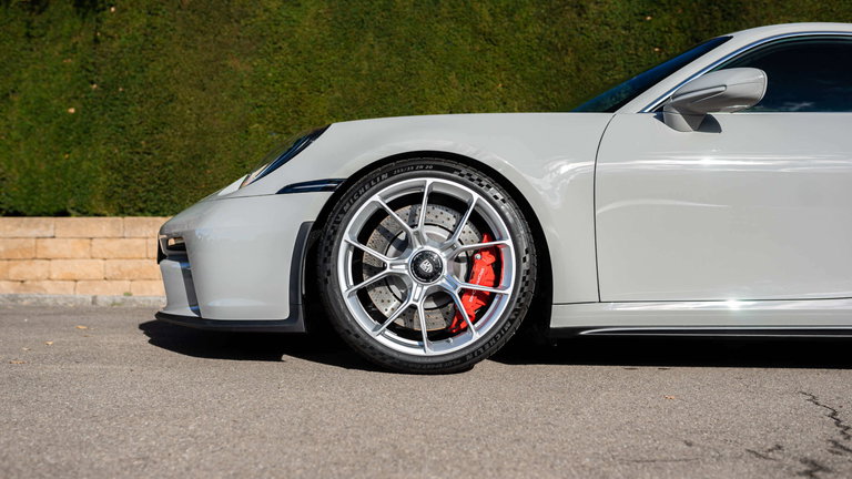 Porsche 992 GT3 Touring