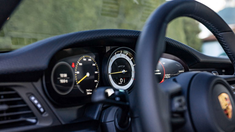 Porsche 992 GT3 Touring