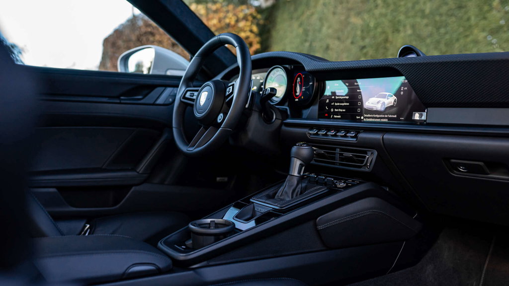 Porsche 992 GT3 Touring