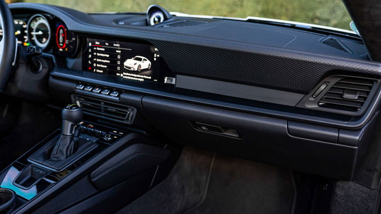 Porsche 992 GT3 Touring