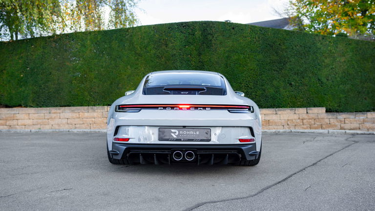 Porsche 992 GT3 Touring