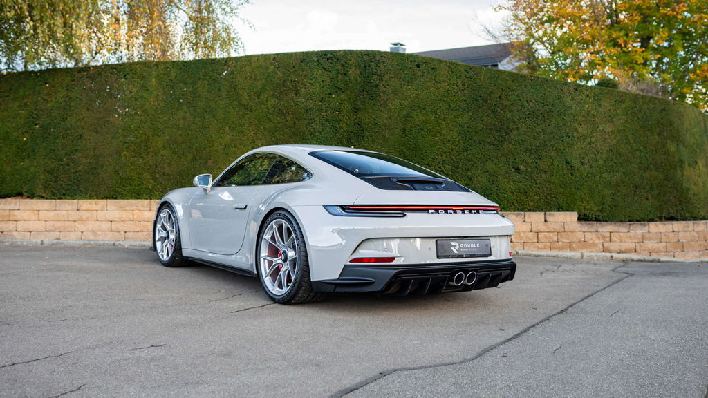 Porsche 992 GT3 Touring
