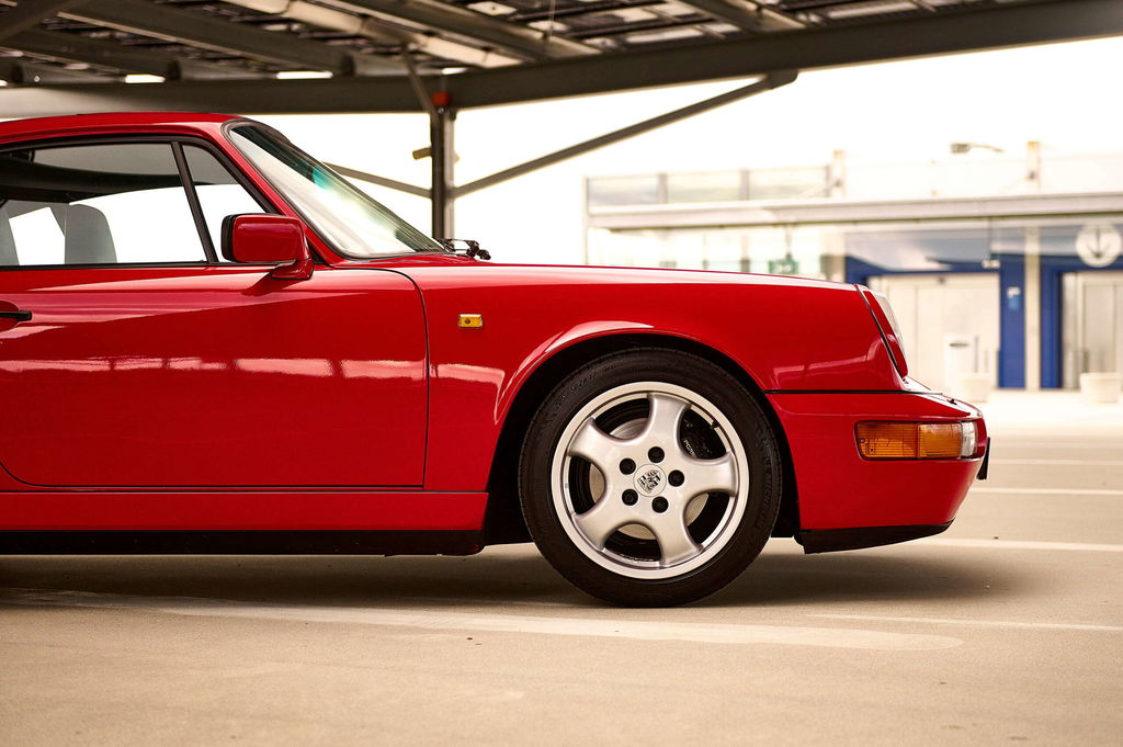 Porsche 964 Carrera 4