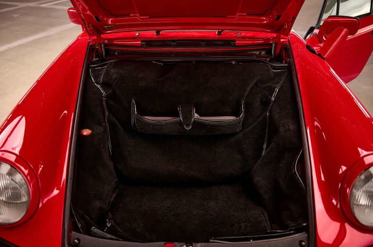 Porsche 964 Carrera 4