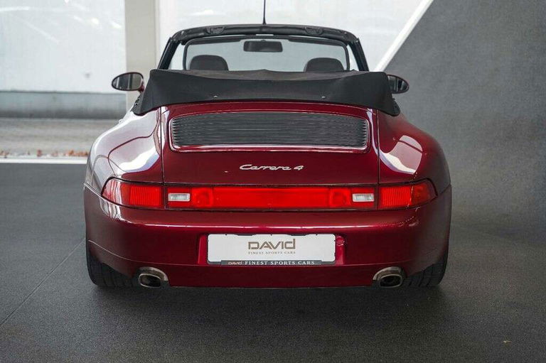 Porsche 993 Carrera 4