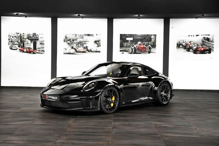 Porsche 992 GT3 Touring