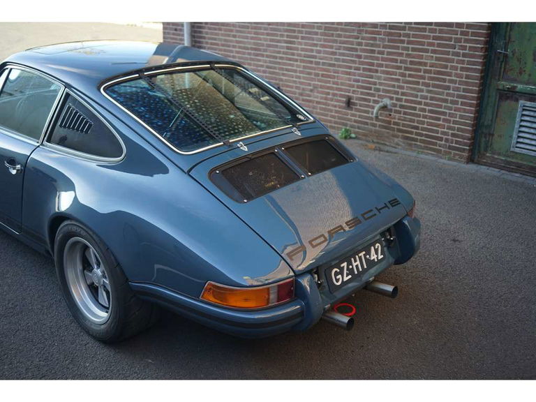 Porsche 911 Backdate