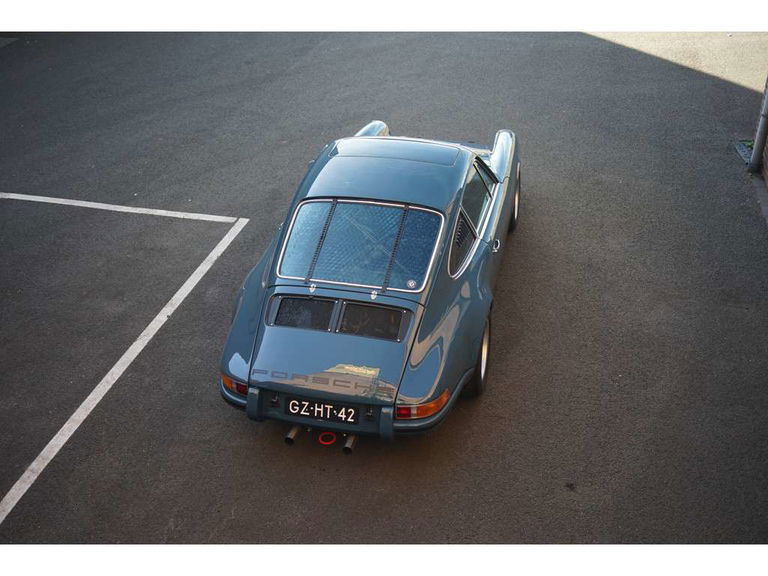 Porsche 911 Backdate