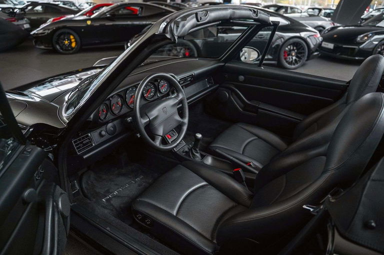 Porsche 993 Carrera 4
