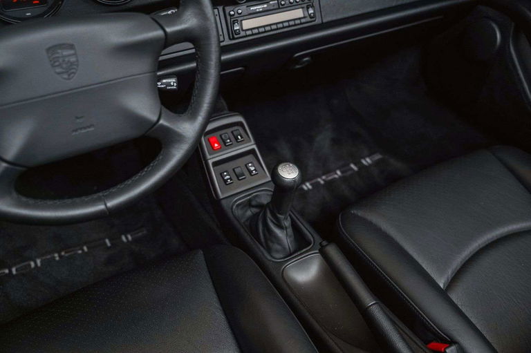 Porsche 993 Carrera 4