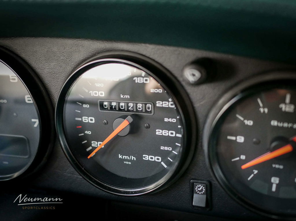 Porsche 993 Carrera 4S