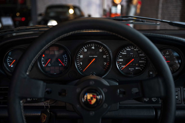 Porsche 964 Carrera 2