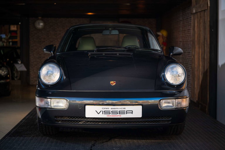 Porsche 964 Carrera 4