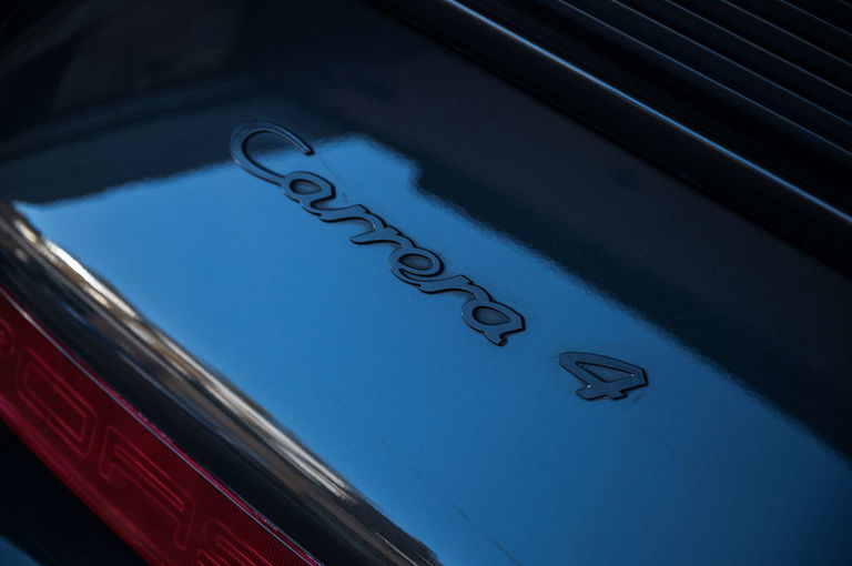 Porsche 964 Carrera 4