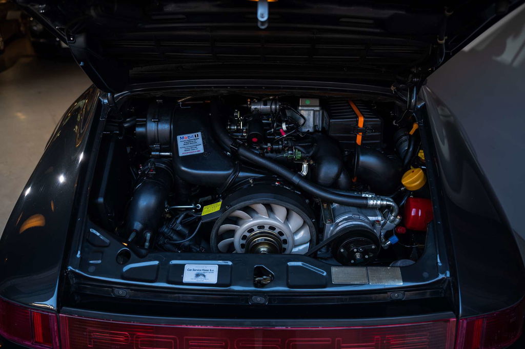 Porsche 964 Carrera 4