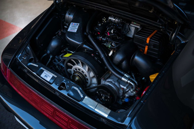 Porsche 964 Carrera 4