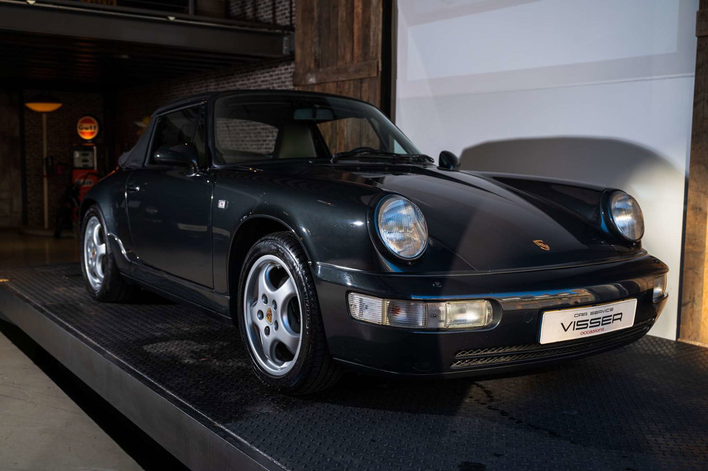 Porsche 964 Carrera 4