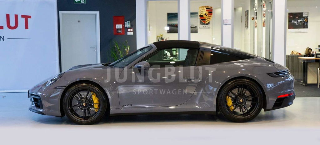 Porsche 992 Targa 4 GTS