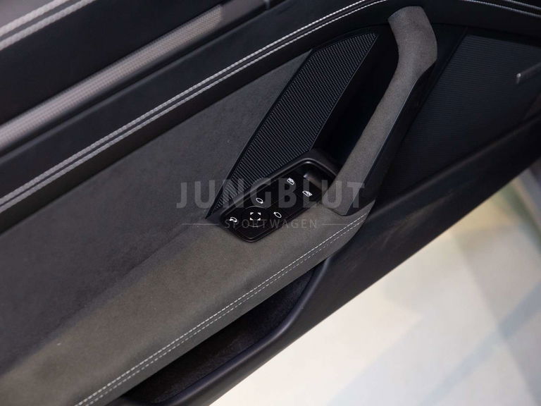 Porsche 992 Targa 4 GTS