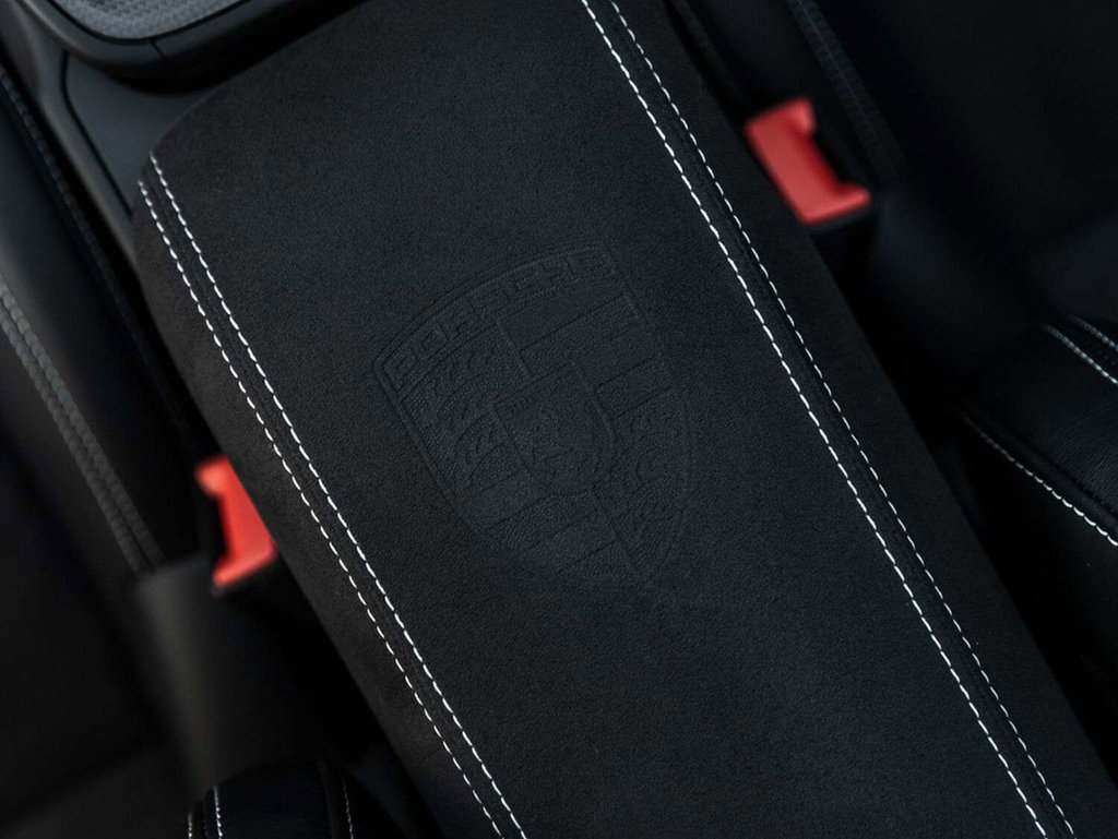 Porsche 992 Targa 4 GTS