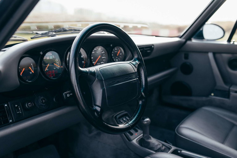 Porsche 964 Carrera 4