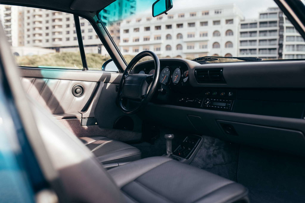 Porsche 964 Carrera 4