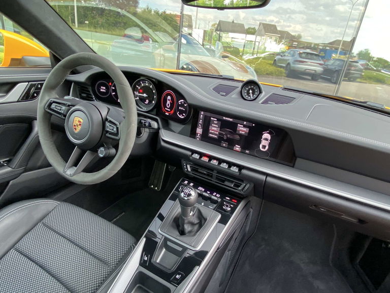 Porsche 992 Carrera S