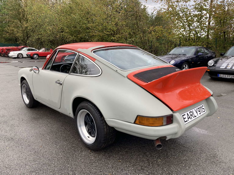 Porsche 911 E