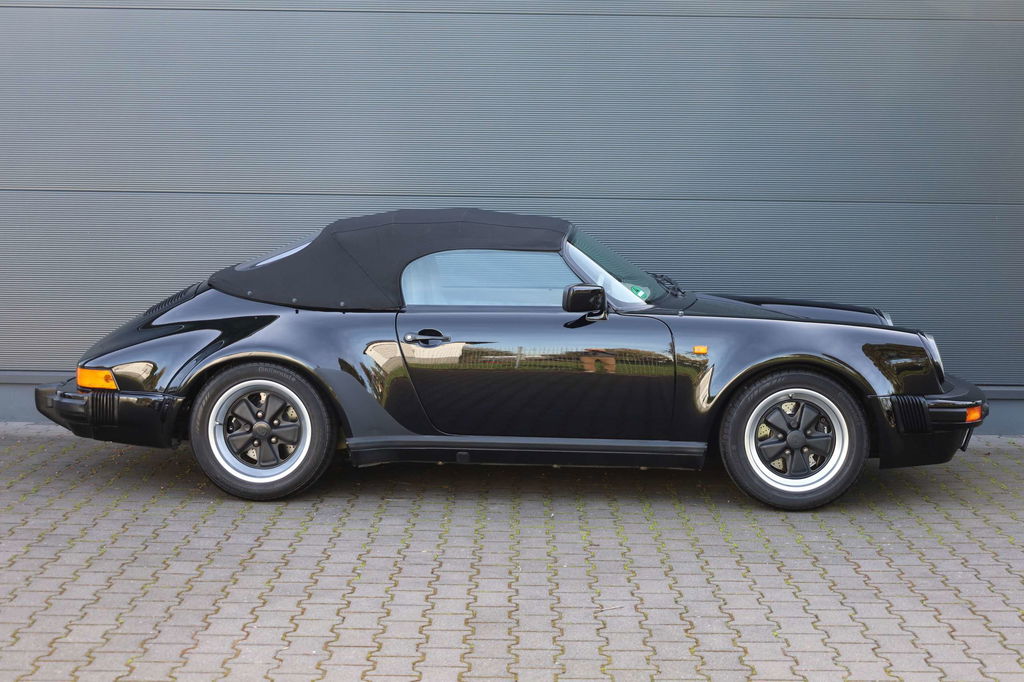 Porsche 911 Carrera 3.2 Speedster