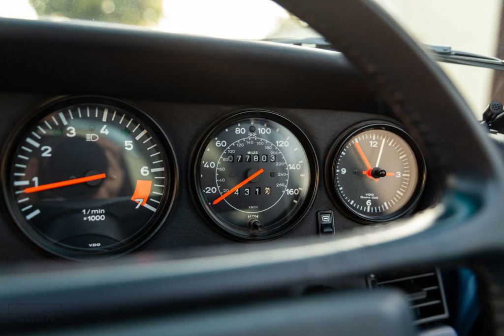 Porsche 911 Carrera 3.2 Supersport