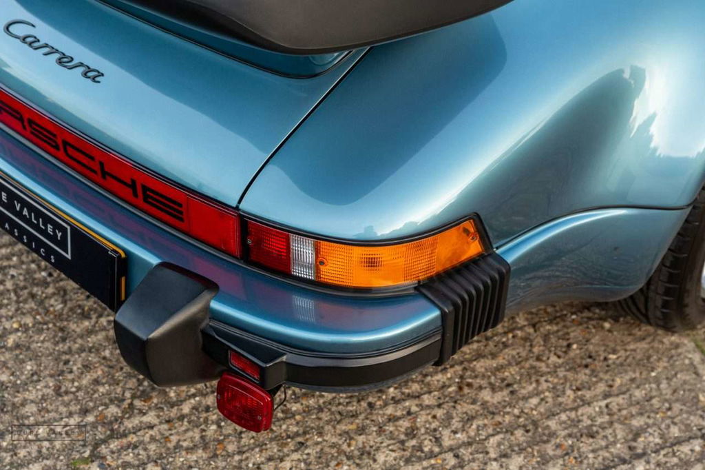 Porsche 911 Carrera 3.2 Supersport