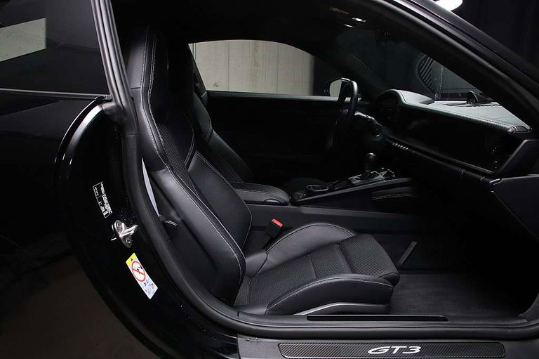 Porsche 992 GT3 Touring