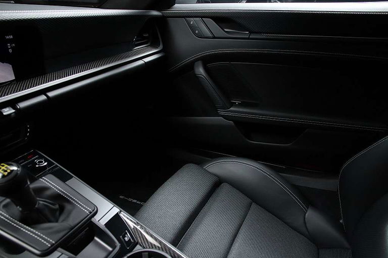 Porsche 992 GT3 Touring