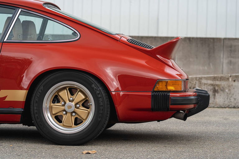 Porsche 911 Carrera (US)