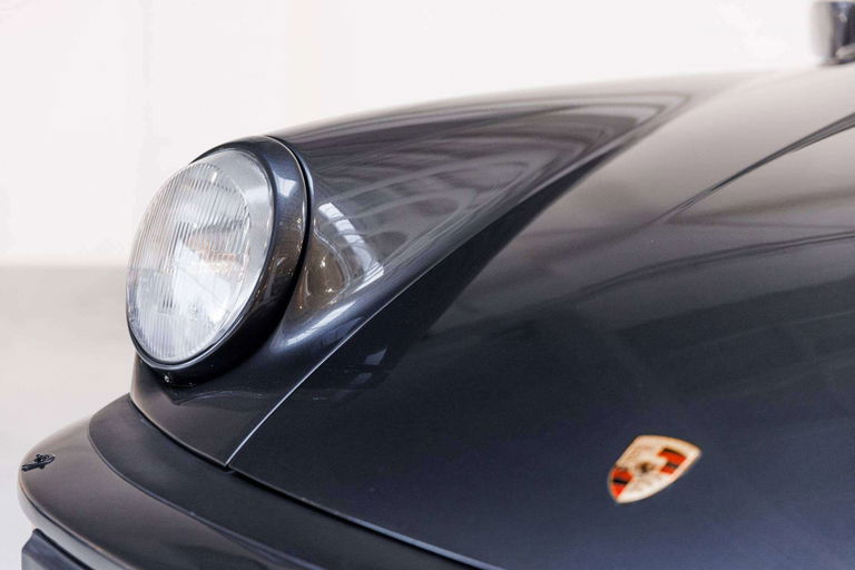 Porsche 911 Turbo 3.3