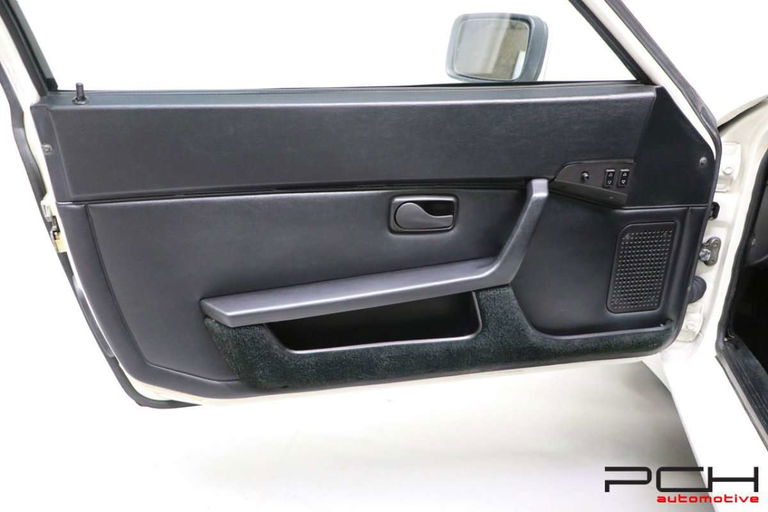 Porsche 944 Turbo Coupé