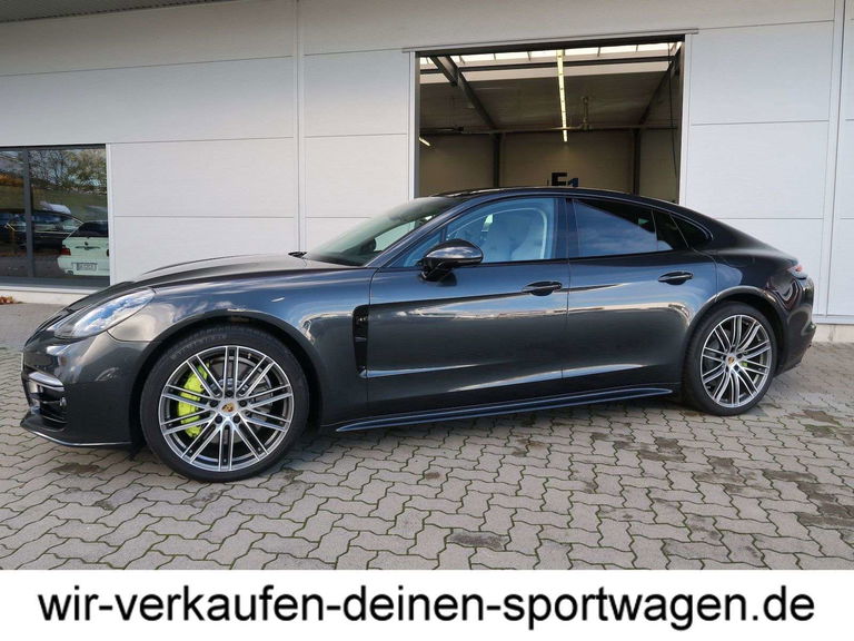 Porsche Panamera 4 E-Hybrid