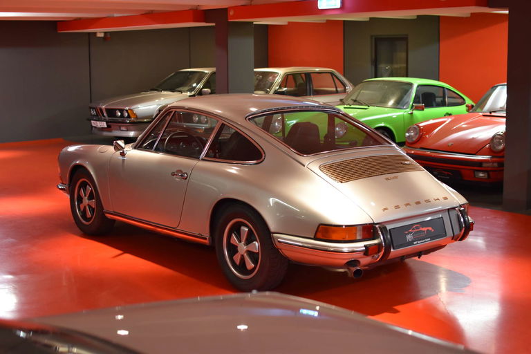 Porsche 911 T