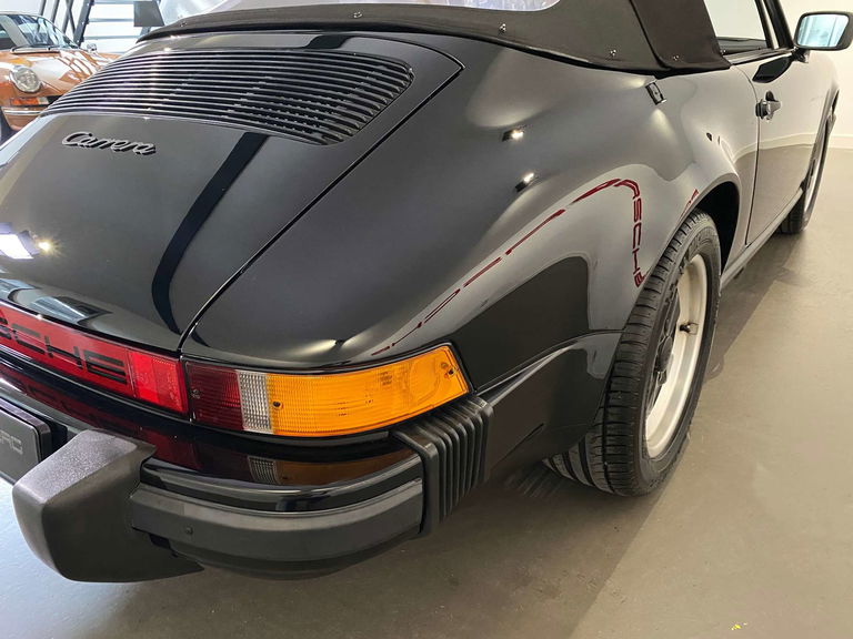Porsche 911 Carrera 3.2